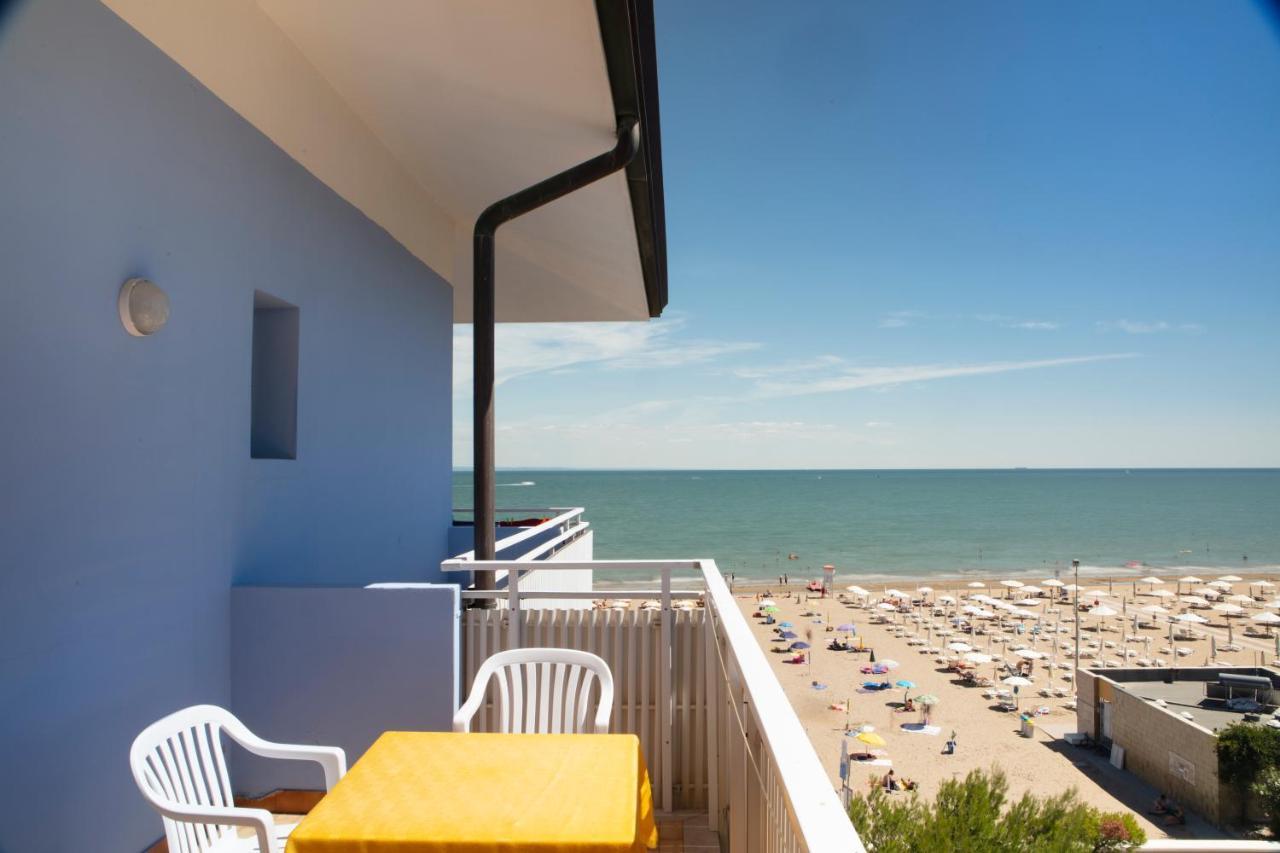Hotel Pelikan Lignano Sabbiadoro Zewnętrze zdjęcie