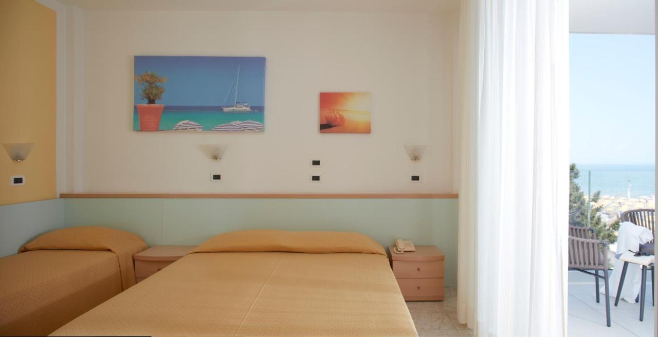 Hotel Pelikan Lignano Sabbiadoro Zewnętrze zdjęcie