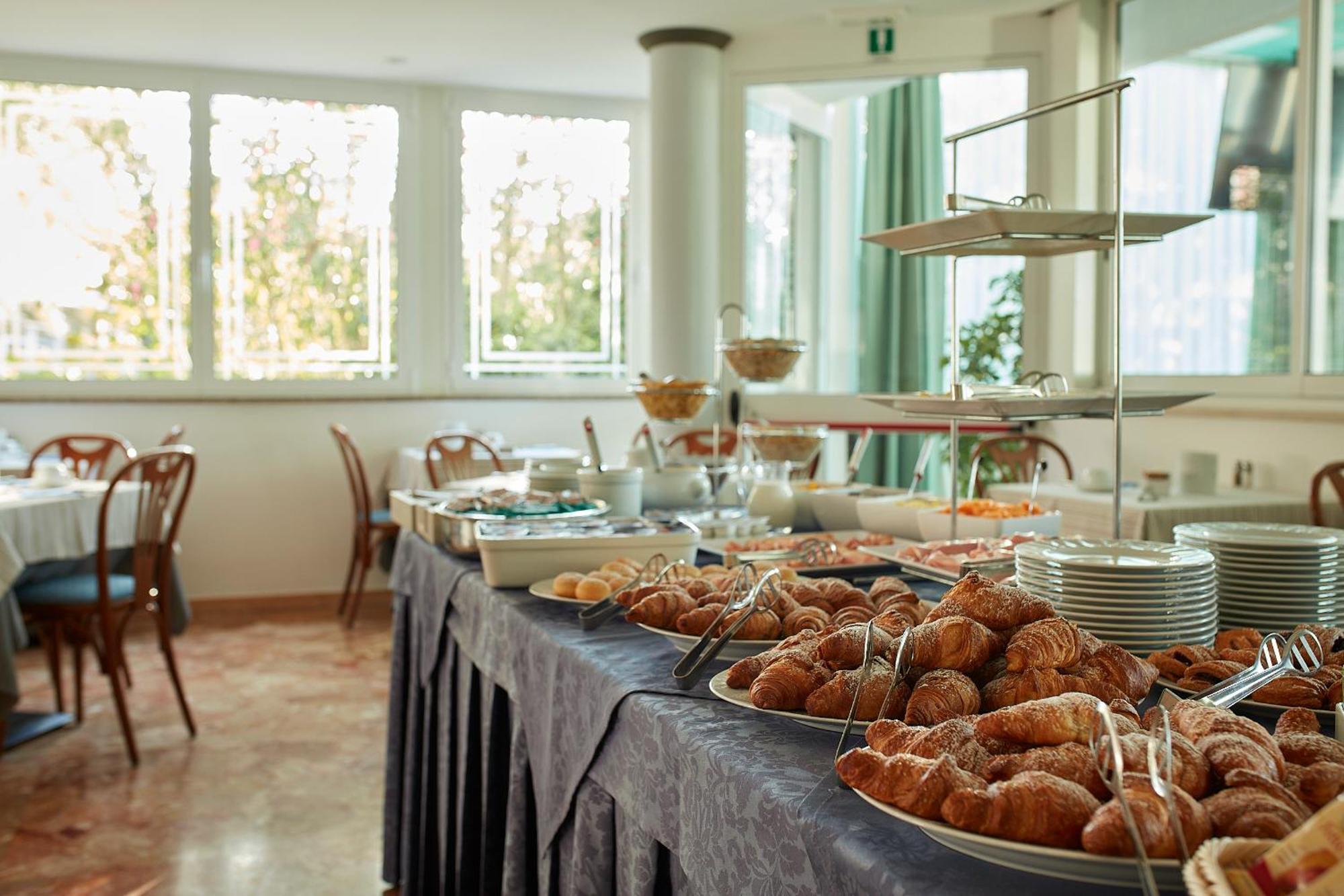 Hotel Pelikan Lignano Sabbiadoro Zewnętrze zdjęcie