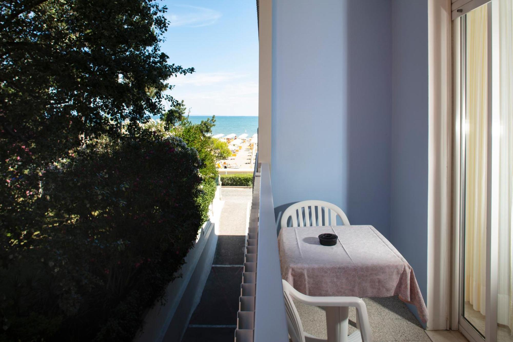 Hotel Pelikan Lignano Sabbiadoro Zewnętrze zdjęcie