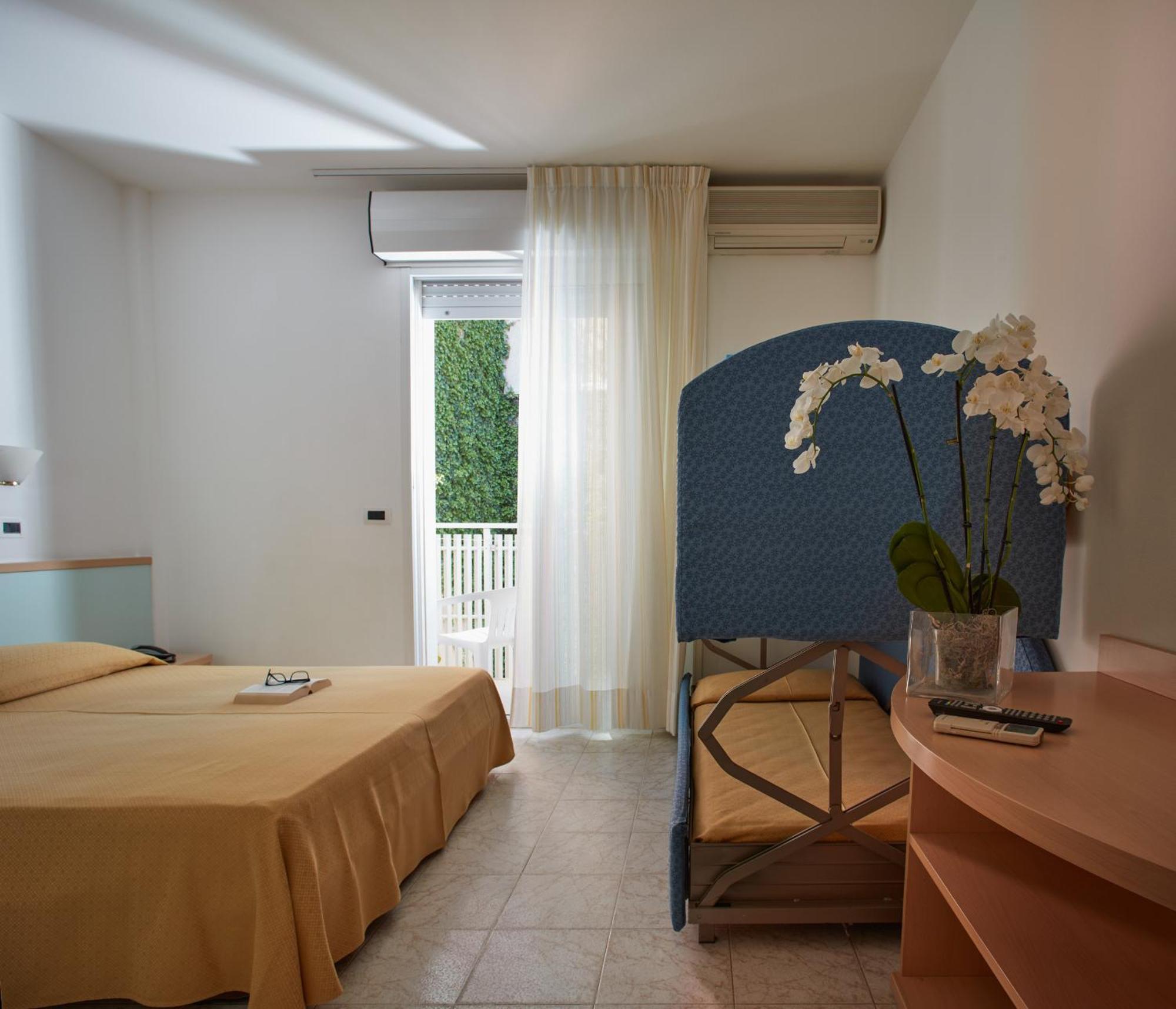Hotel Pelikan Lignano Sabbiadoro Zewnętrze zdjęcie