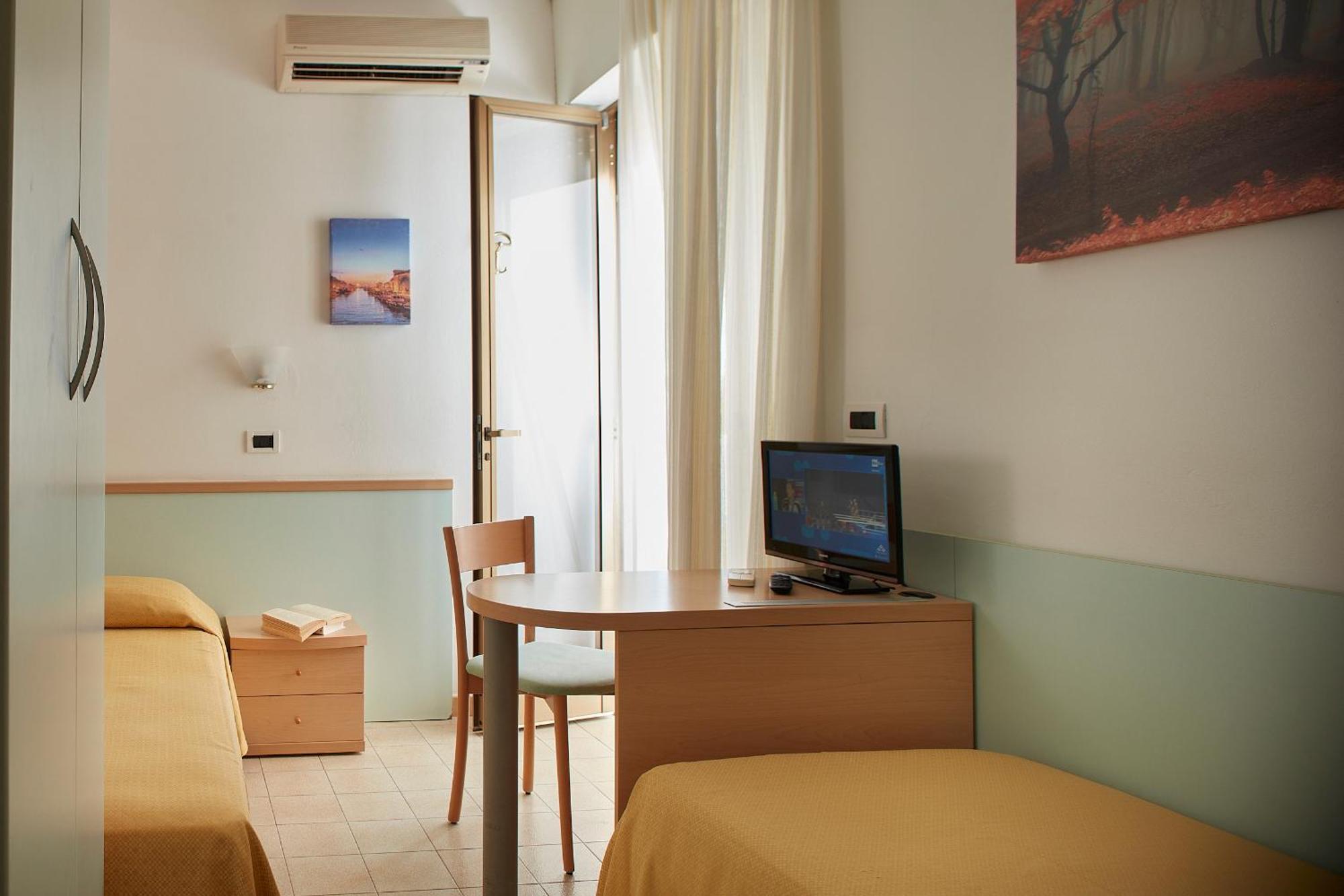 Hotel Pelikan Lignano Sabbiadoro Zewnętrze zdjęcie